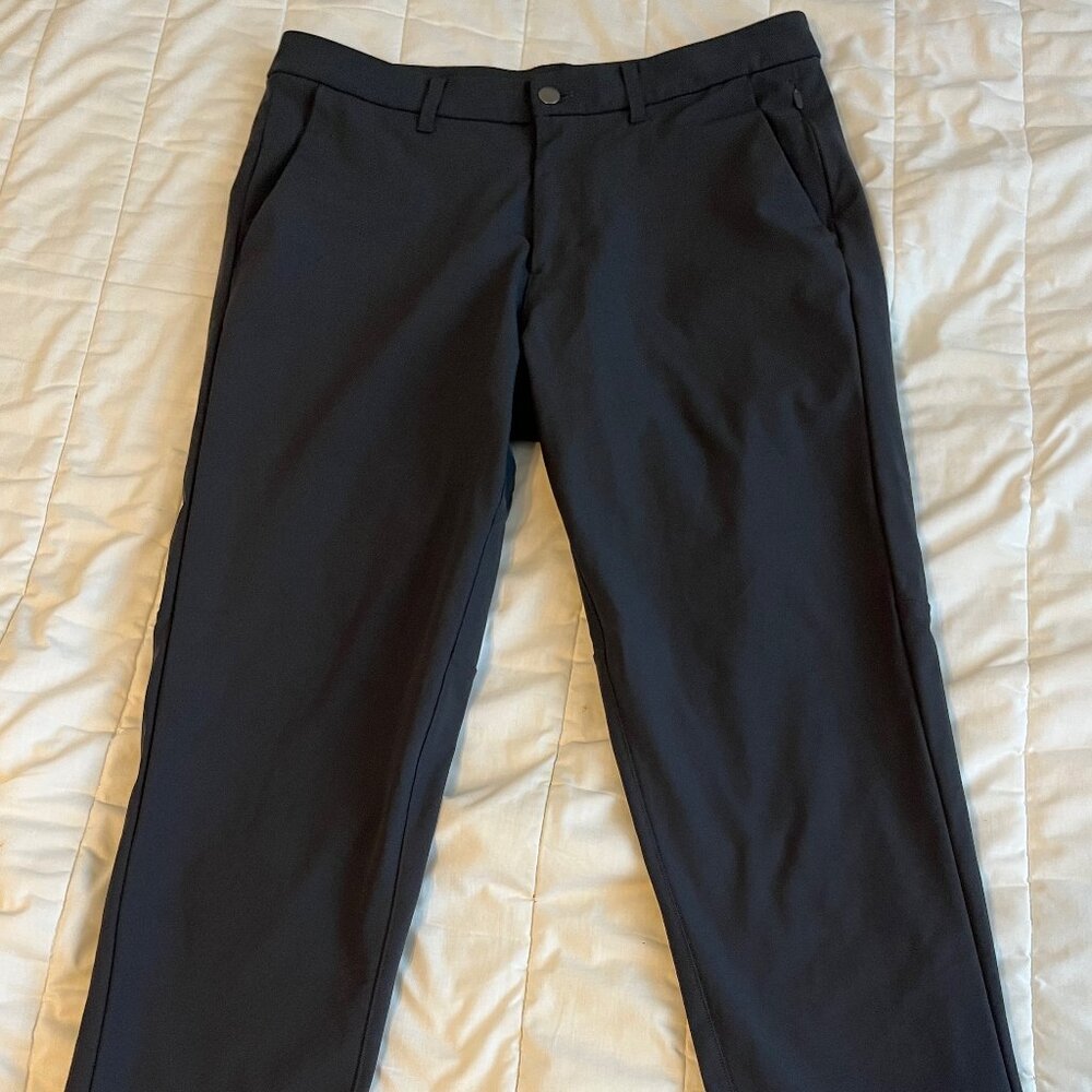 lululemon athletica Men's Chinos - Black